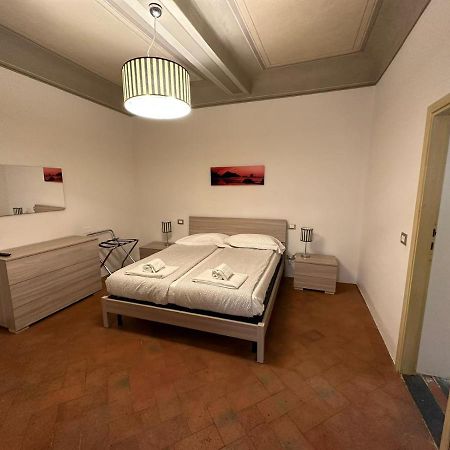 Residence Amalia Guelfa ฟลอเรนซ์ ภายนอก รูปภาพ