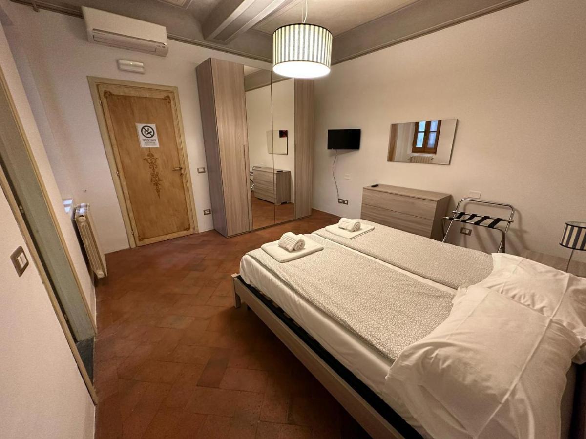 Residence Amalia Guelfa ฟลอเรนซ์ ภายนอก รูปภาพ